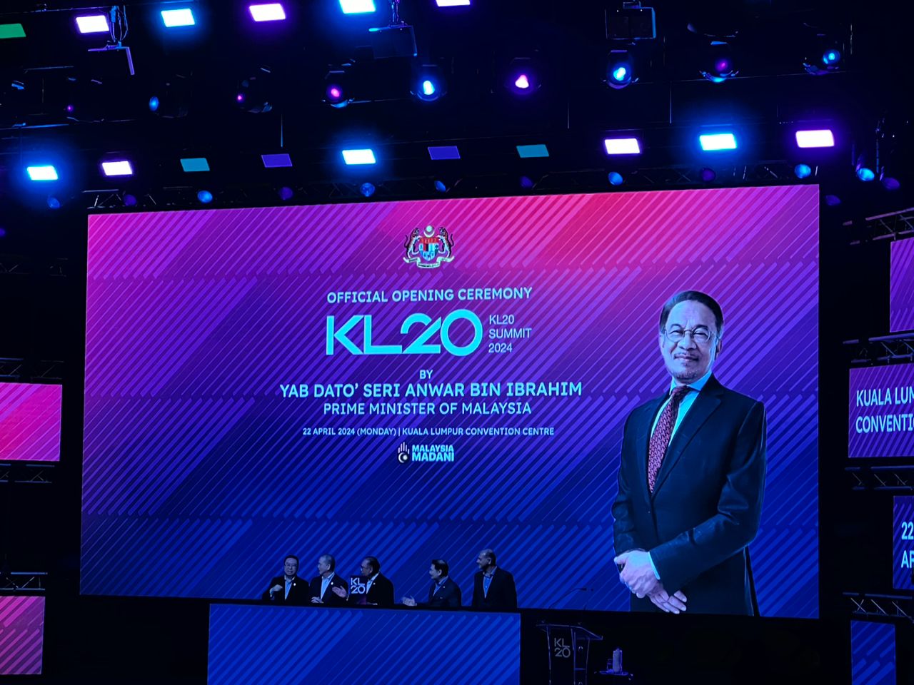 Khazanah, KWAP & Blue Chip VC to invest up to RM3bil in sea – Anwar at KL20