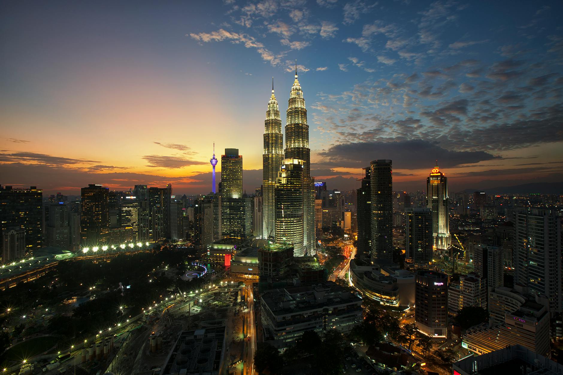IMF revises Malaysia’s 2024 GDP higher to 4.4% now